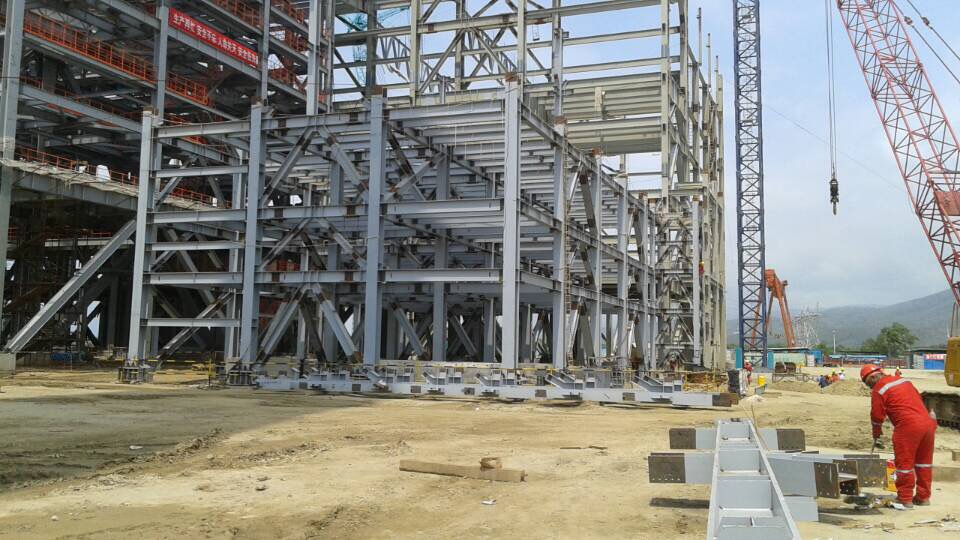 005..委内瑞拉电厂1&times;600MW机组锅炉本体及脱销钢架安装.JPG