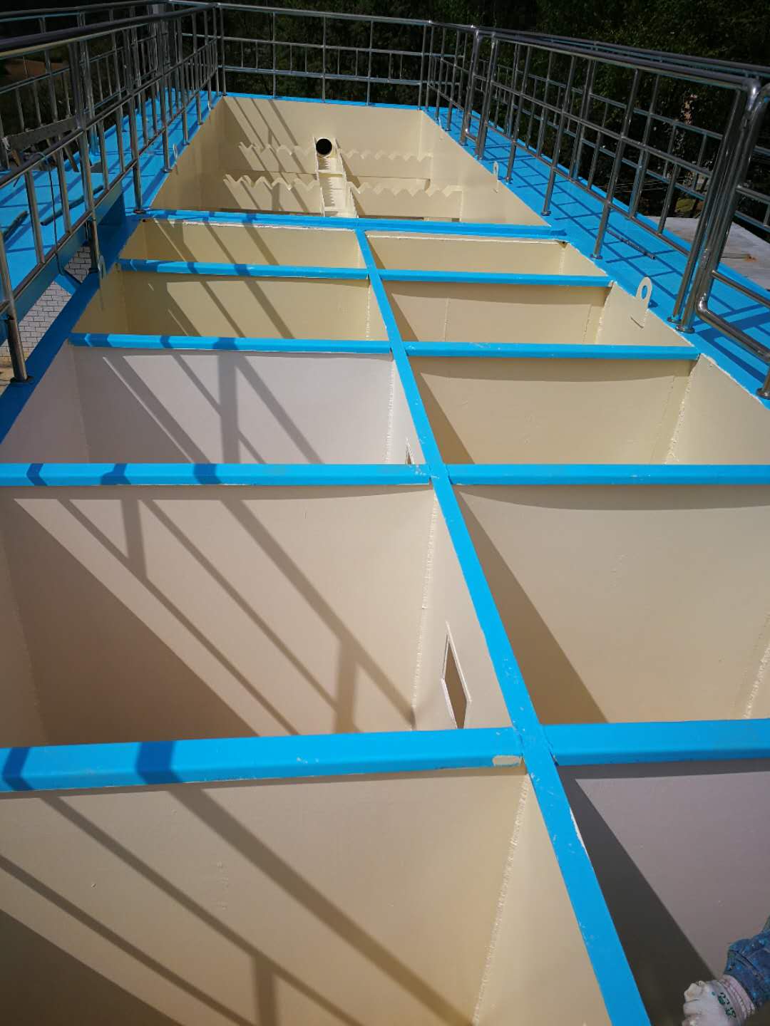 利川市净化水设备斜管沉淀池安装.jpg